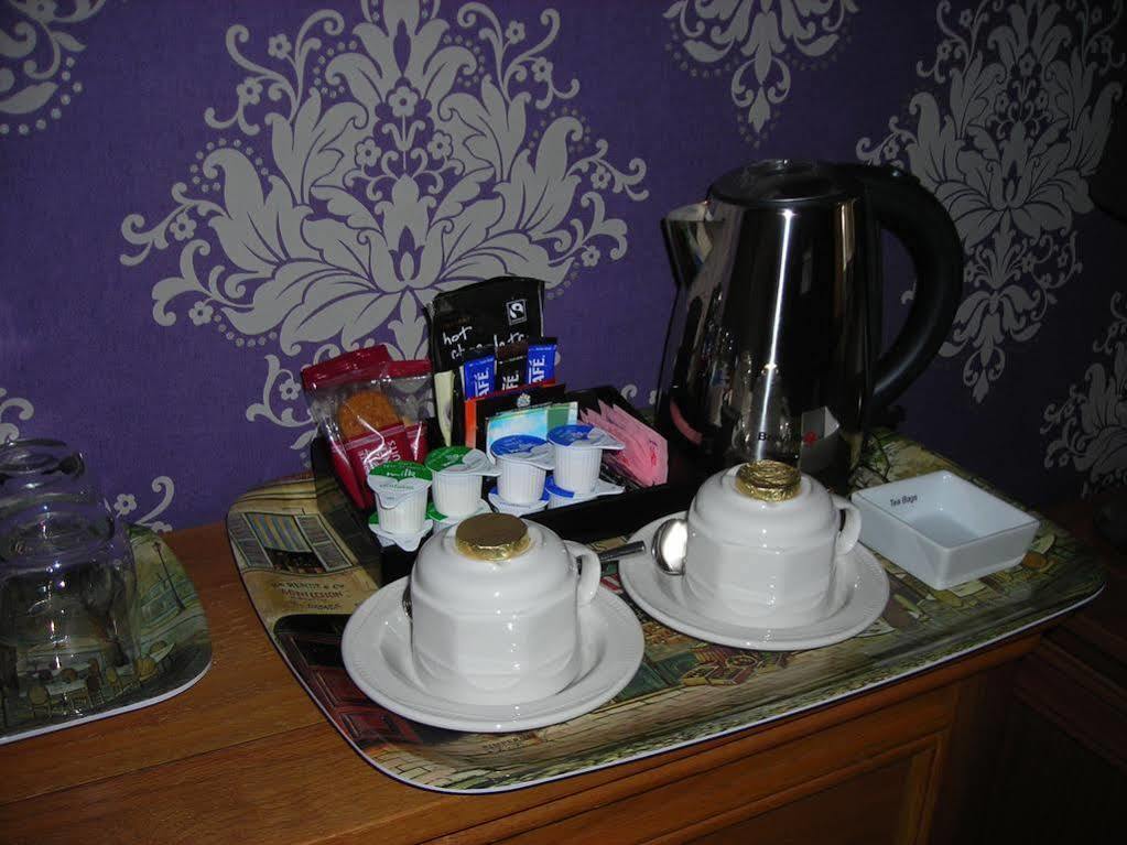 Number 97 Otel Hastings Dış mekan fotoğraf